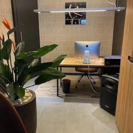 Appartement Au 63, Loft Luxueux Avec Salle Detente, Bureau & Jacuzzi Theux