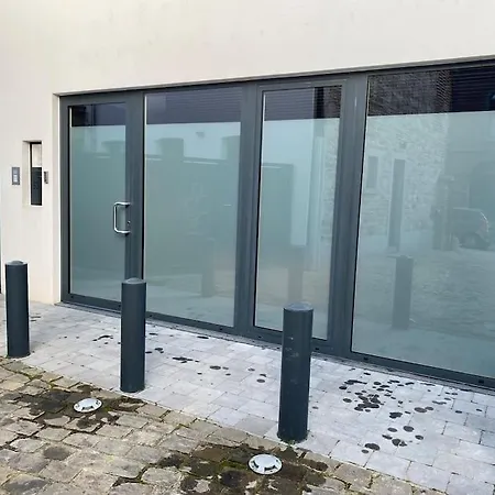 Au 63, Loft Luxueux Avec Salle Detente, Bureau & Jacuzzi Appartement