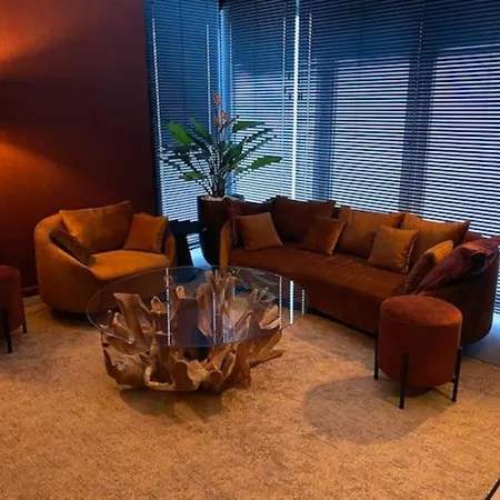 Au 63, Loft Luxueux Avec Salle Detente, Bureau & Jacuzzi Appartement Theux